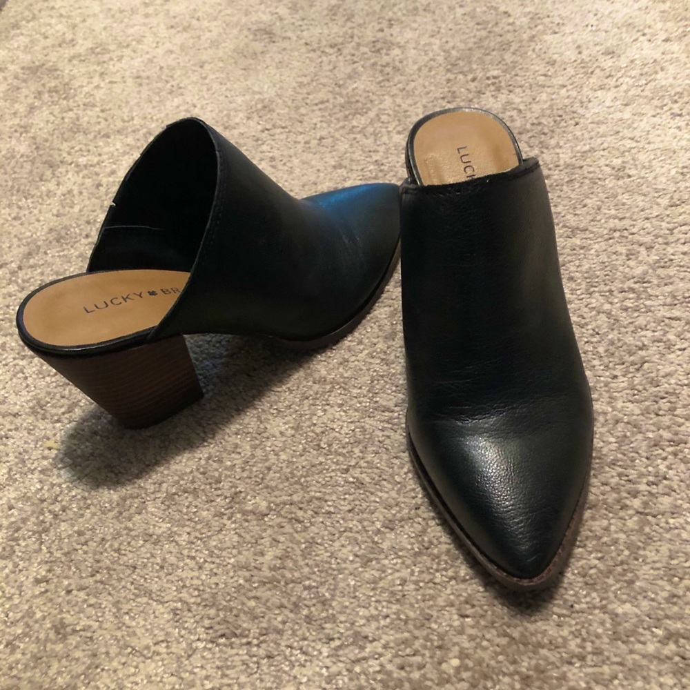 Lucky brand black mules